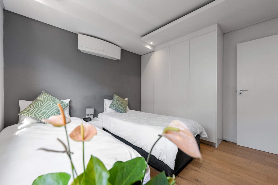 To Let 2 Bedroom Property for Rent in Sea Point Western Cape